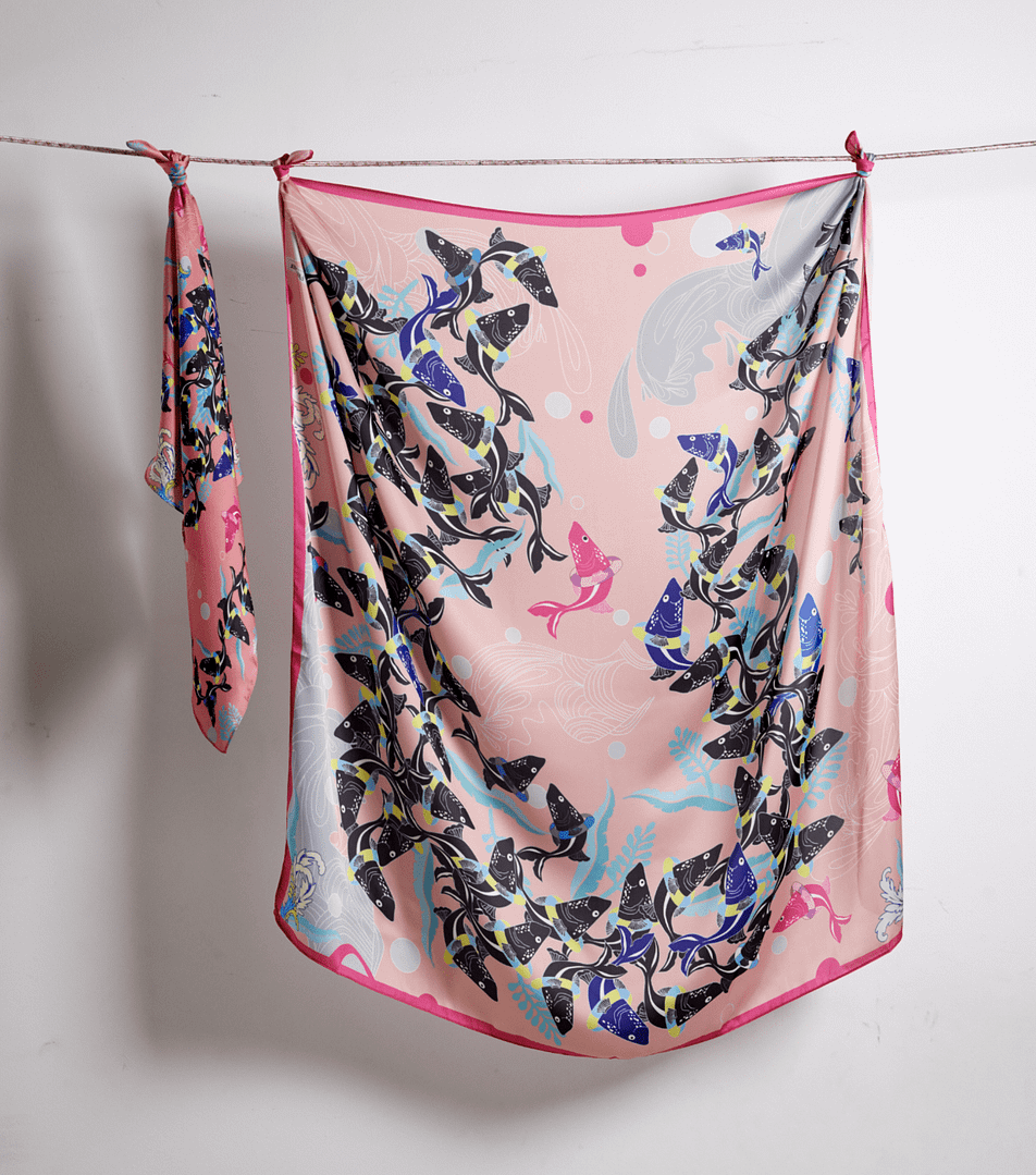 Printed slik scarf fun motives